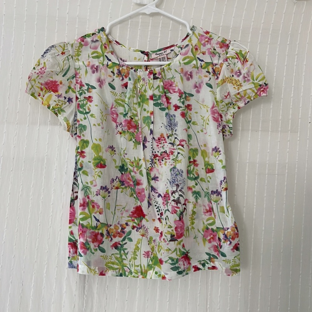 NWT forever 21 floral top